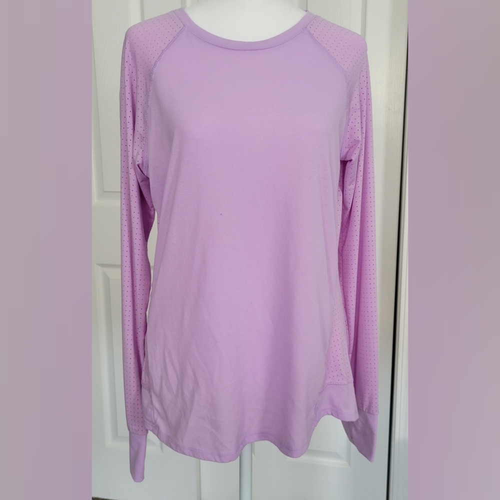Avia light weight top